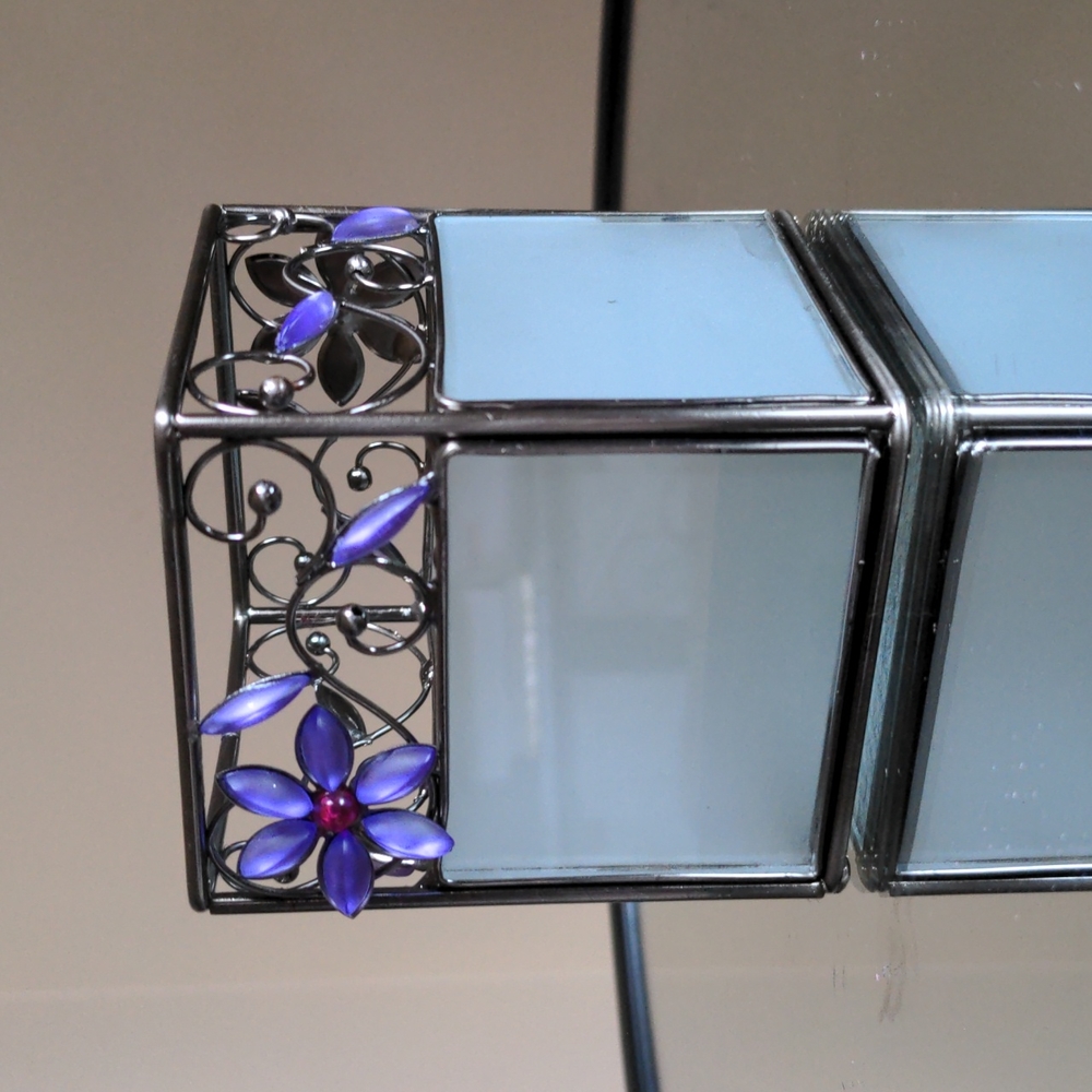Flower scroll work candle votive holder
